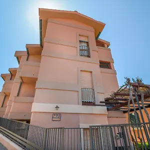Meublé Da Ruggero Giglio Porto