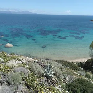 Isola Del Giglio Giglio Porto